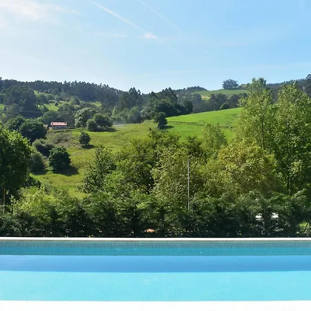 Дом отдыха Amplia Casa Con Piscina Y Zona De Juegos Villabanez (Cantabria)