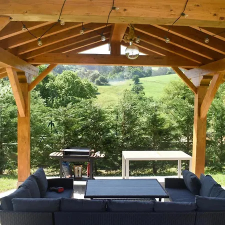 Дом отдыха Amplia Casa Con Piscina Y Zona De Juegos *